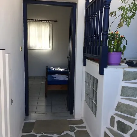 Apartment Charoula Naousa (Paros)