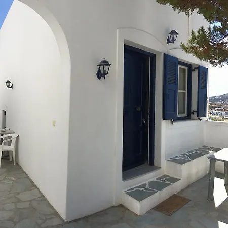 Apartment Charoula *