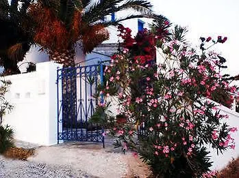 Apartment Charoula *