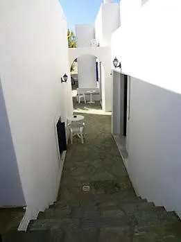 Apartment Charoula *