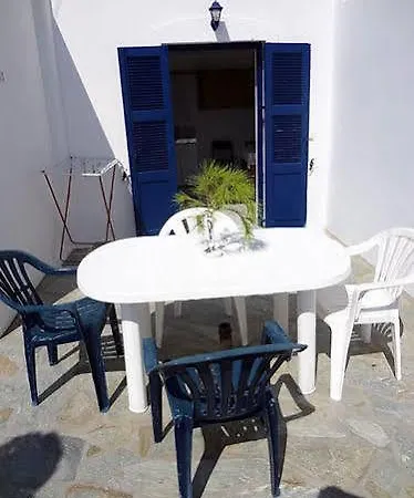 Apartment Charoula *