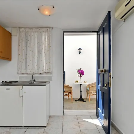 Apartment Charoula Naousa (Paros)